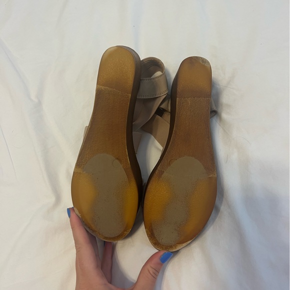 Steve Madden Wooden Bandage Wedges - Picture 4 of 4